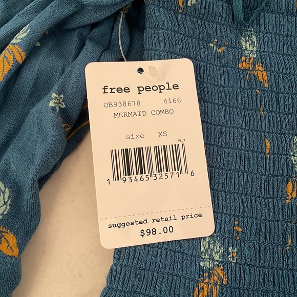 Free People Off the Shoulder Top - Picture 4 of 4